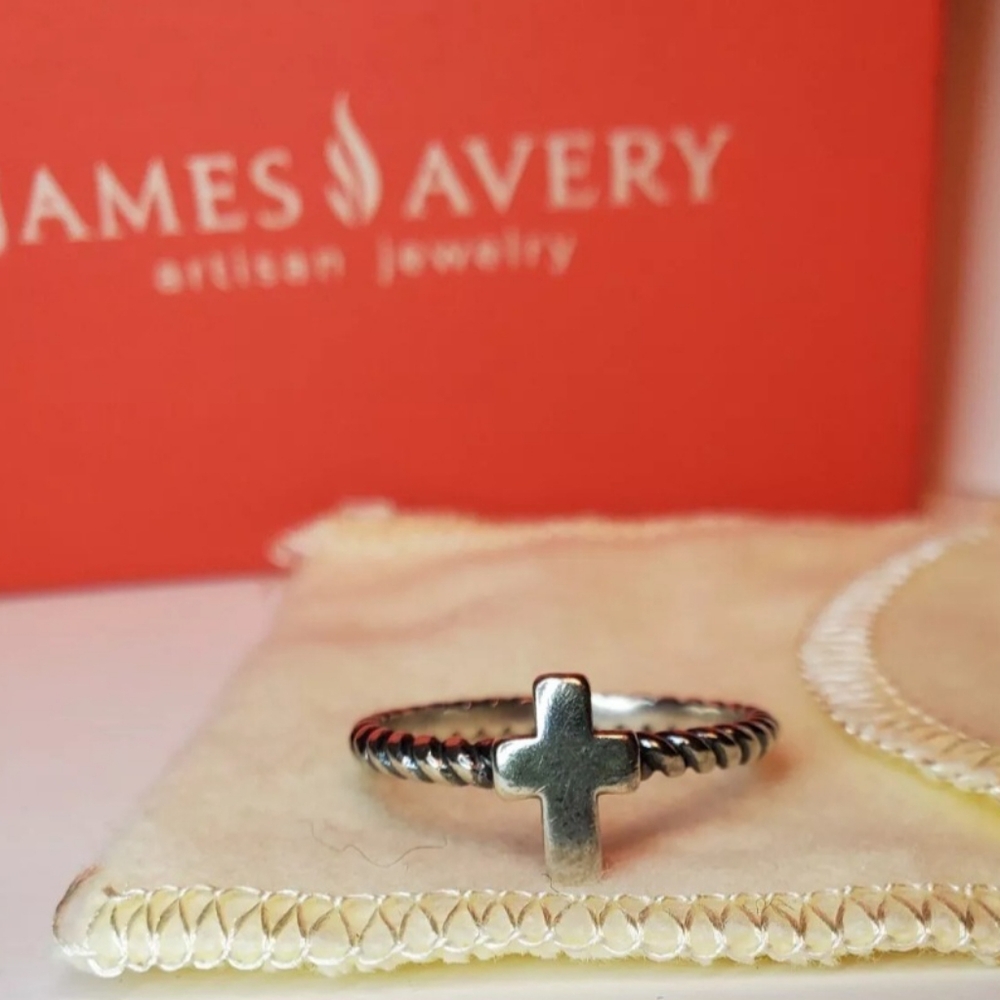 Retired James Avery Twisted Wire Cross Ring, size 9.5